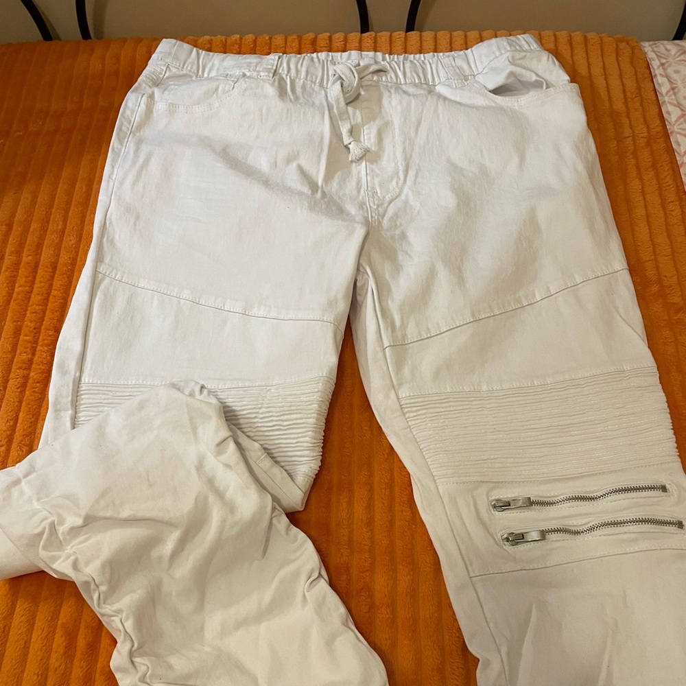 Victorious Men’s Biker Joggers